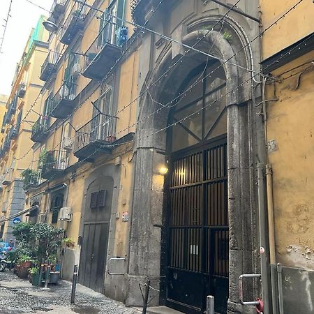 La Chicca Appartamento Intero Nei Quartieri Spagnoli Nápoles Exterior foto