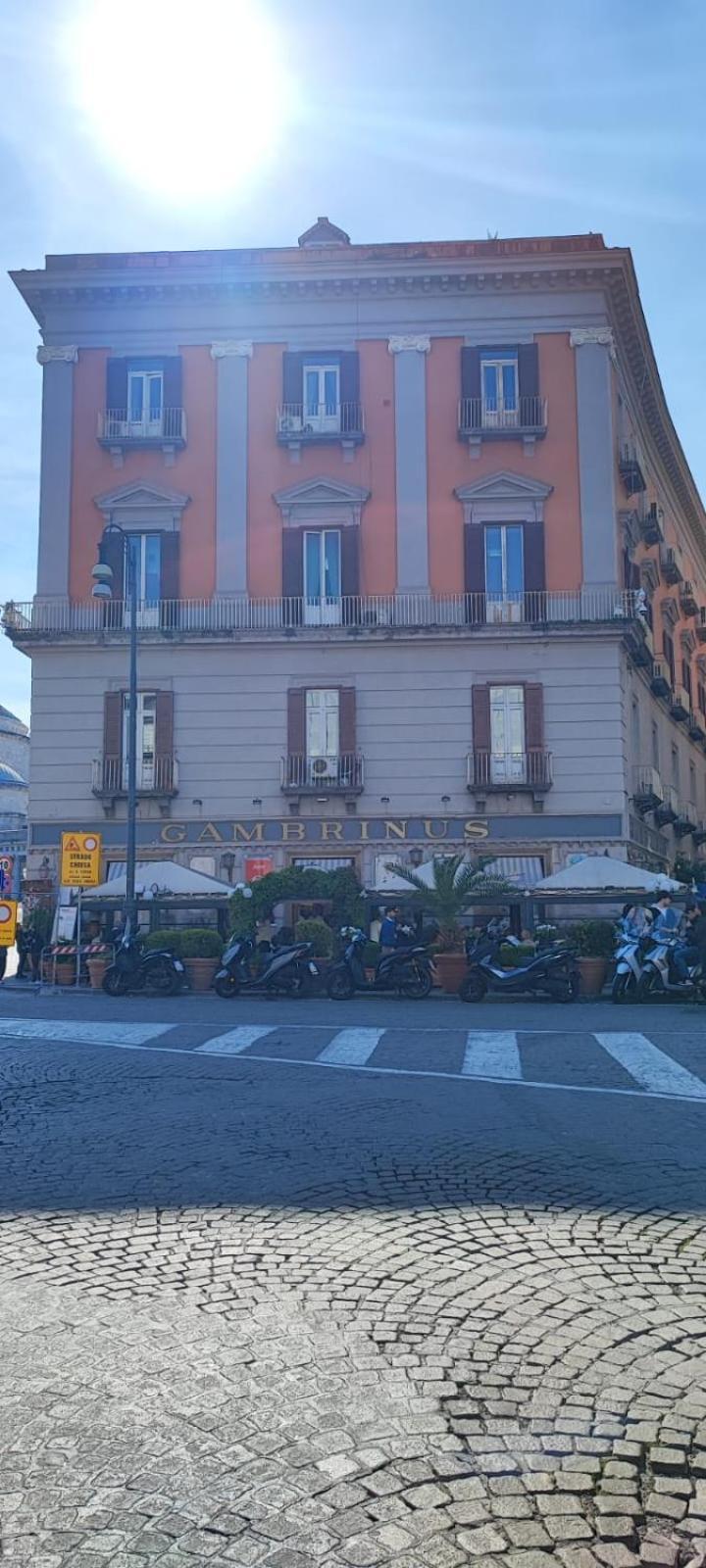 La Chicca Appartamento Intero Nei Quartieri Spagnoli Nápoles Exterior foto