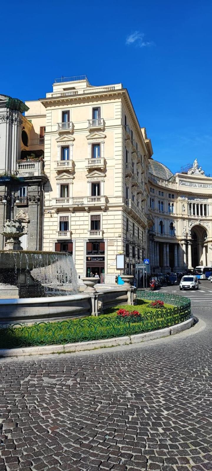 La Chicca Appartamento Intero Nei Quartieri Spagnoli Nápoles Exterior foto